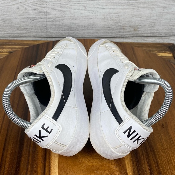 Nike Blazer Low '77 Black White Sneaker Women’s Shoe Size 5 Youth Size 3.5 - Picture 7 of 12